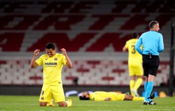 إيمري يقود فياريال لنهائي الدوري الأوروبي