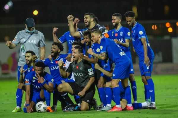 الهلال .. بخماسية يختال !