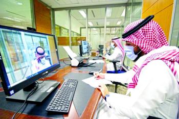 التوازن والتخطيط والرياضة طريق الموظف الصائم لإنجاز أعماله