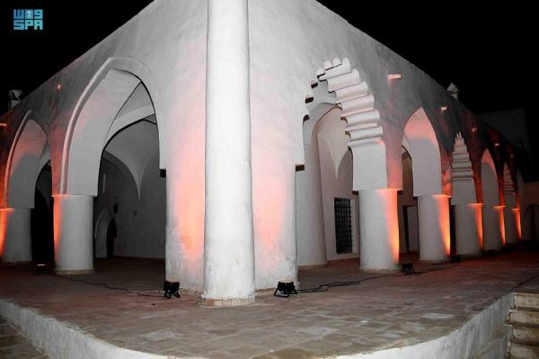 صور.. مسجد القبة.. تراث أحسائي أصيل