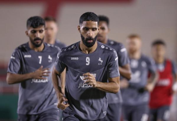 العطوي ..يجهز «المصابين» للشباب