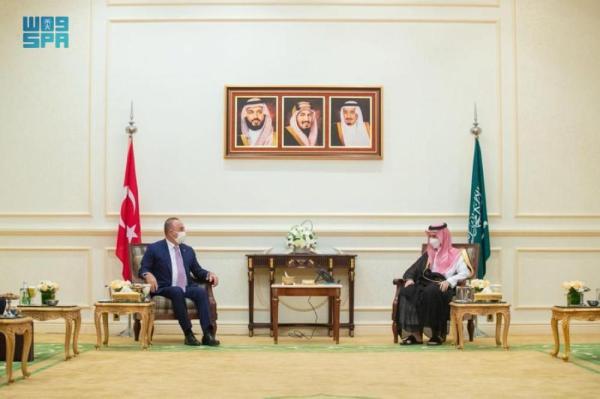 وزير الخارجية يستقبل وزير الخارجية التركي