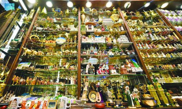 جدة.. فرحة العيد تغمر الكبار والصغار