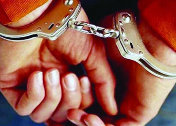 القبض على 5 أشخاص وثقوا مشاجرتهم بالفيديو
