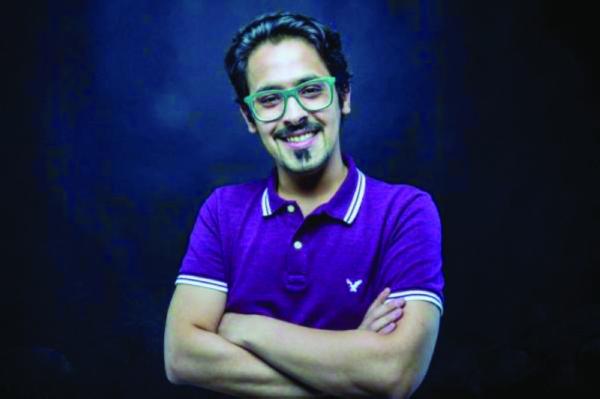 «العروض الافتراضية».. مسرح «ميت» دون روح الجمهور