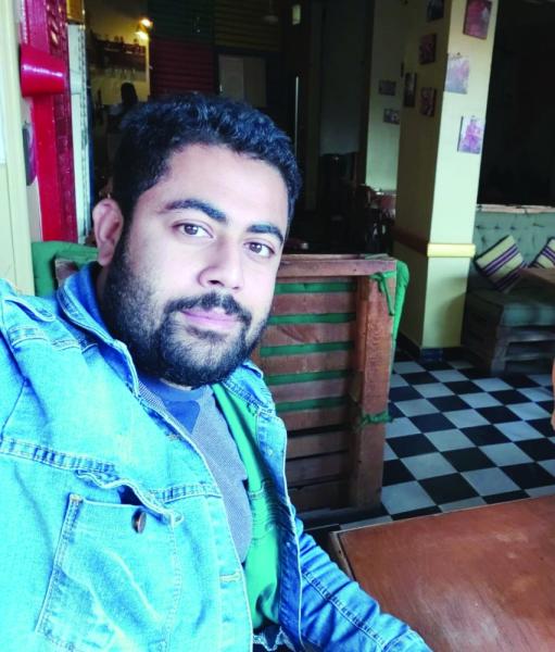 «العروض الافتراضية».. مسرح «ميت» دون روح الجمهور