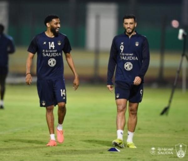 الأهلى يقابل الهلال بروح جديدة