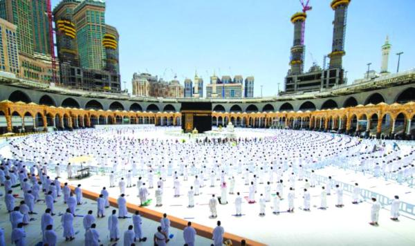خطيب المسجد الحرام: القرآن ربى الأمة وزكى النفوس