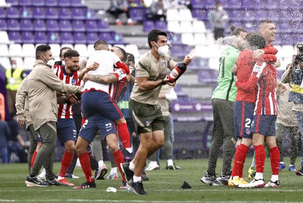 أتلتيكو يتوج بلقب الدوري الإسباني للمرة الـ11