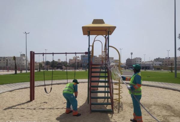 غسيل وتعقيم ألعاب الأطفال بالخبر