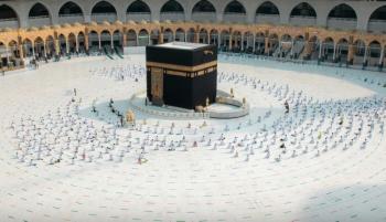 مسارات جديدة تنظم الدخول والخروج من المسجد الحرام