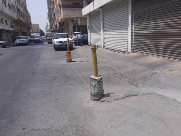 صور.. إزالة ٨٧ حاجزًا عشوائيًا في الخبر