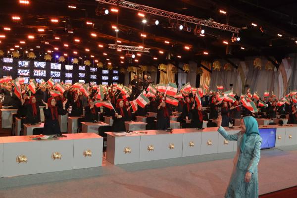 تفاصيل مخطط إيران لامتلاك «النووي» بعيدا عن الرقابة الدولية