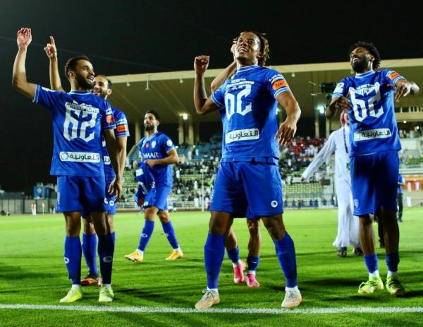 هلال 17!!