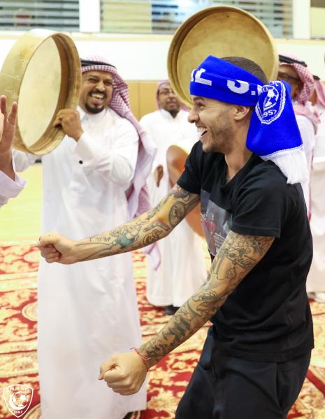 مفاجآت ..في تتويج الهلال!!