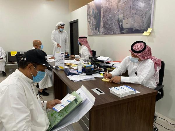 تواصل أعمال «لجنة المزارع» بالقطيف
