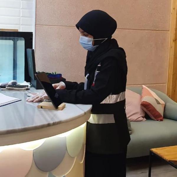 مخالفة 41 مطعمًا بالبحرين بسبب كورونا