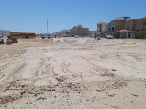 إزالة 1360 متر من الأنقاض والمخلفات بالخبر
