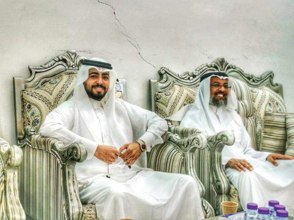 «الذوادي» يحتفل بعقد قرانه