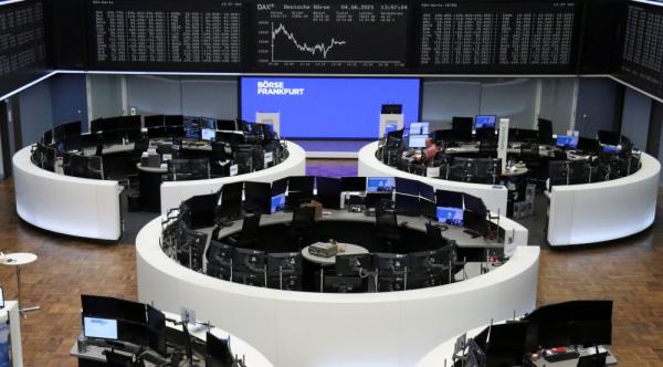 أسهم أوروبا عند ذرى قياسية بعد تفاؤل حيال تعافي الاقتصاد