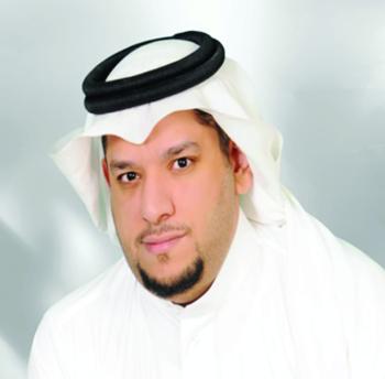 «الكلاب الضالة» تؤرق رأس تنورة.. ومواطنون يطالبون بحلول ناجزة