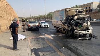 حادث تصادم لحافلة يخلف 12 إصابة بالرياض
