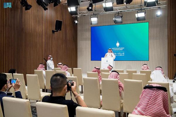 عاجل / ماذا قال وزير الإعلام عن إجبار الناس على اللقاح؟