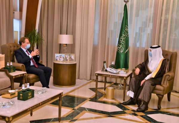 أمير الشرقية ينوه بعمق العلاقات بين المملكة وفرنسا