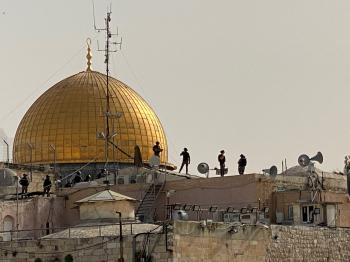مفتي فلسطين يدعو العالم لصد العدوان عن الأقصى والقدس