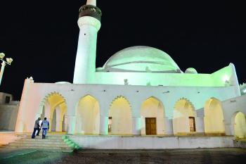 «القبة».. مسجد يحمل عبق ماضي الأحساء