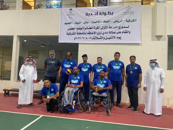 طائرة نادي الشرقية تصعد للممتاز