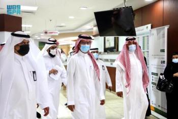 نائب وزير «الموارد البشرية» يطلع على سير العمل بفرع الشرقية