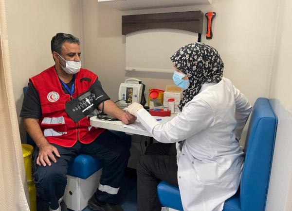 «الهلال الأحمر» ينظم مبادرة للتبرع بالدم في جدة
