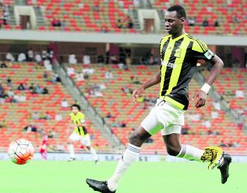 الاتحاد يجهز الصحفي في فرنسا