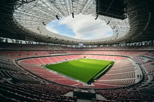 ملعبا تحتضن مباريات اليورو11