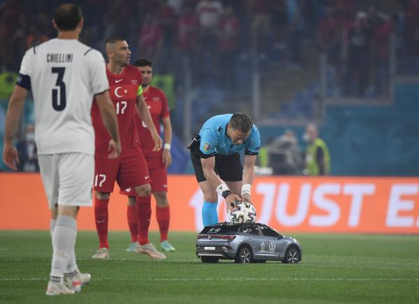 شاهد .. حفل افتتاح اليورو