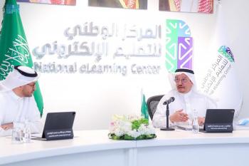 "آل الشيخ" ينوه باعتماد اليونسكو للمملكة ضمن أفضل 4 نماذج في "التعليم الإلكتروني"