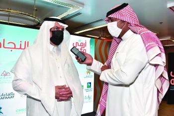 500 مصاب بـ «التصلب المتعدد» يعانون الحر.. ويطالبون بـ «تظليل السيارات»