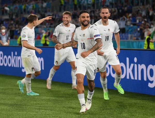 «يورو».. تعود في زمن الكورونا