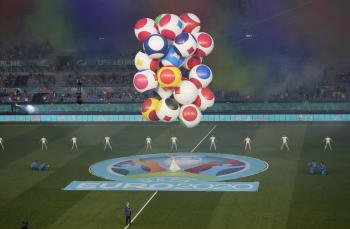 «يورو».. تعود في زمن الكورونا