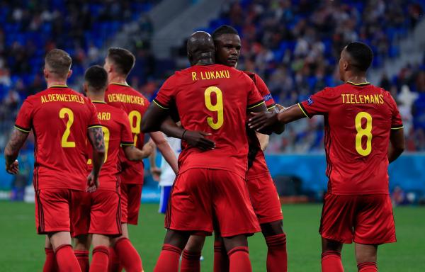 بلجيكا تستهل مشوارها بفوز سهل على روسيا