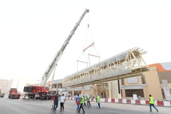جسر المشاة بـ «الخزامى» يدخل الخدمة خلال أسبوعين