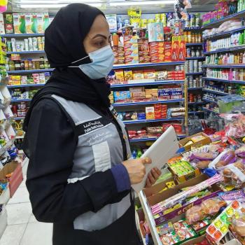 البحرين .. مخالفة 46 مطعمًا ومقهى للإجراءات الاحترازية