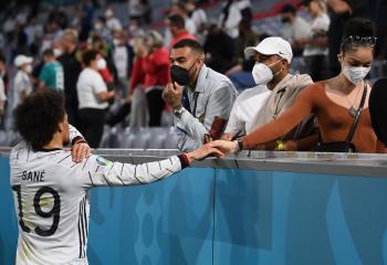 تقريرالديوك تضرب حلم المانشافت بالنيران الصديقة