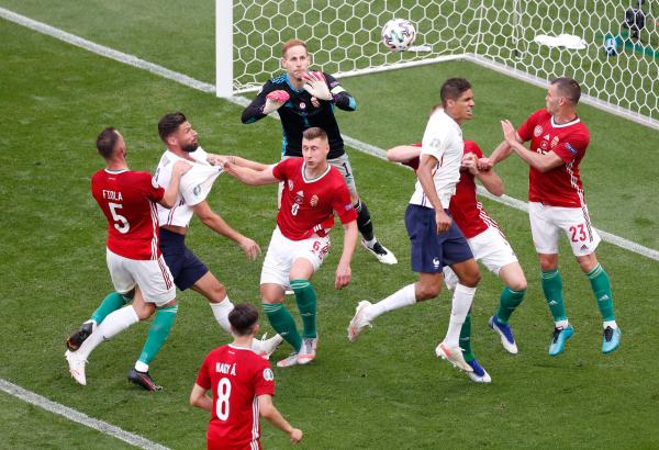 المجر تحرج أبطال العالم بتعادل بطعم الفوز