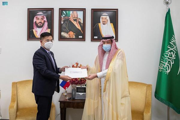 عاجل : خادم الحرمين يتلقى رسالة خطية من الرئيس الفلبيني