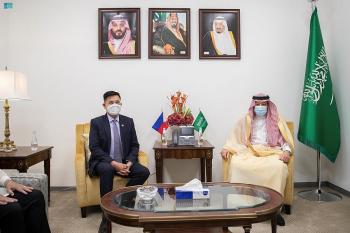 عاجل : خادم الحرمين يتلقى رسالة خطية من الرئيس الفلبيني