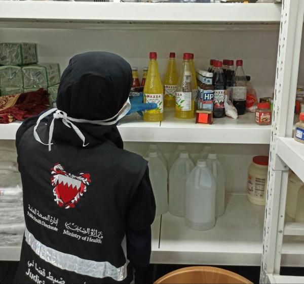 البحرين : مخالفة 30 مطعم ومقهى للإجراءات الوقائية