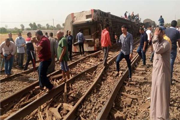 40 مصابًا في حادث قطار الإسكندرية