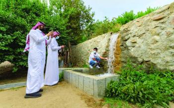 «الجسر».. متنفس السياحة الزراعية الجديد في بلجرشي